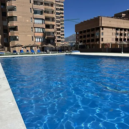 Apto Con Vistas Al Mar A 1min De Playa Fuengirola
